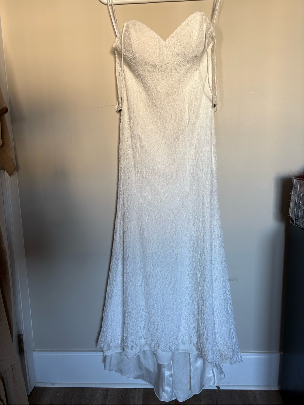 Lace wedding dress